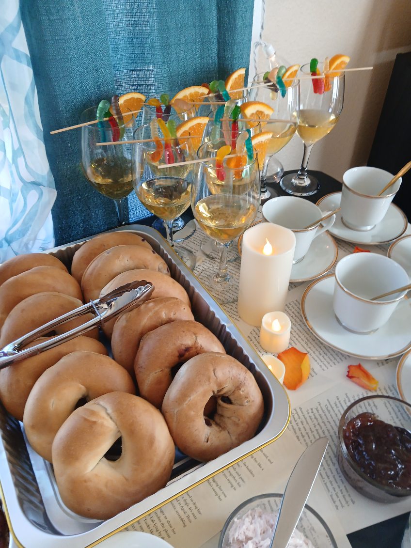 Brunch place setting with layered table details